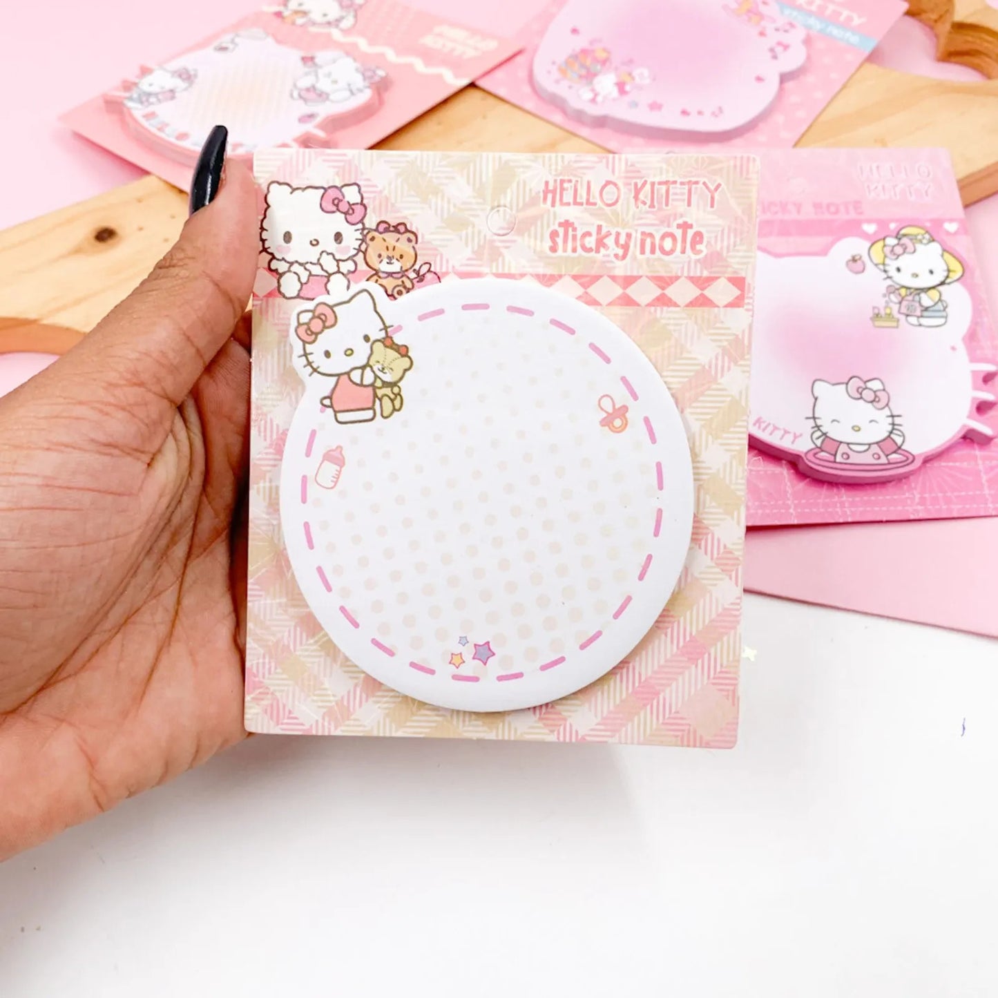 Character Sticky Notes (Single) - Hello Kitty (Random Design)