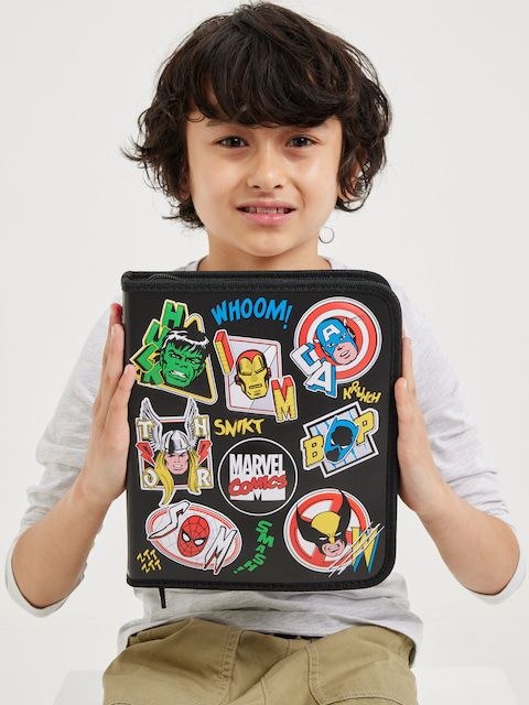 Smiggle Art Stationery Set -Marvel